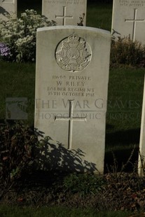 DADIZEELE NEW BRITISH CEMETERY - RILEY, W